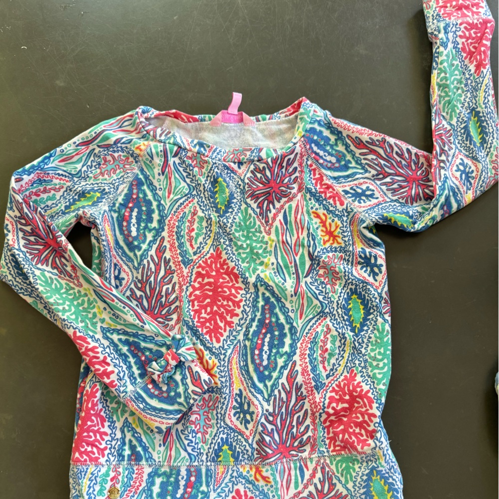 Lilly Pulitzer sweatshirt girls Large (8-10) VGUC